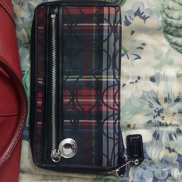 COACH Vintage Y2K Leather Hampton 2 Pc Set - Picture 9 of 9